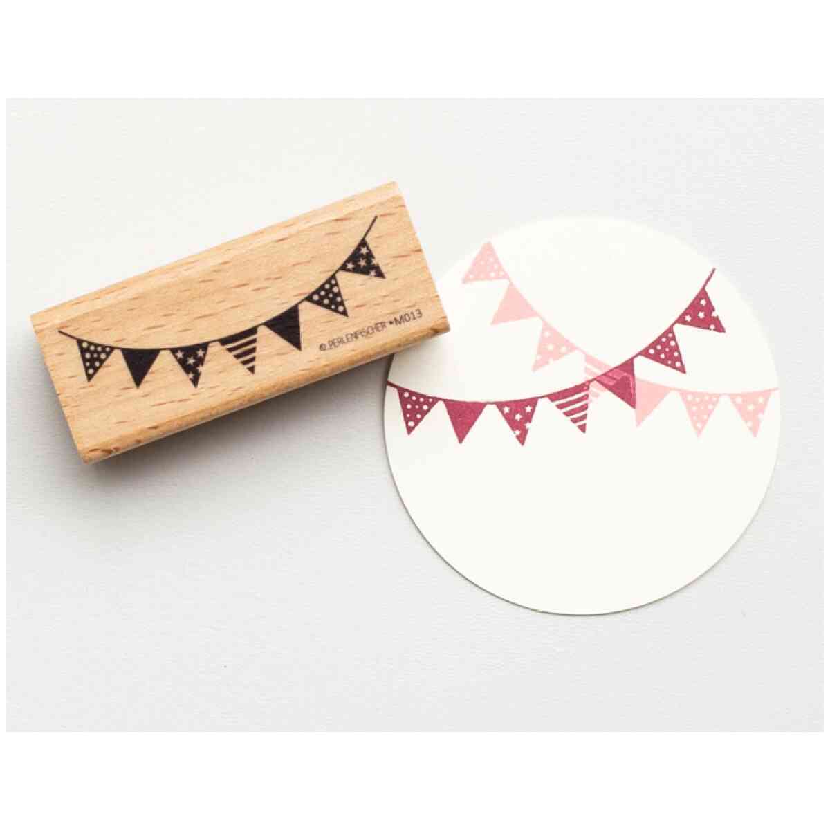 Stamp : Pennant Chain Artikel: M013