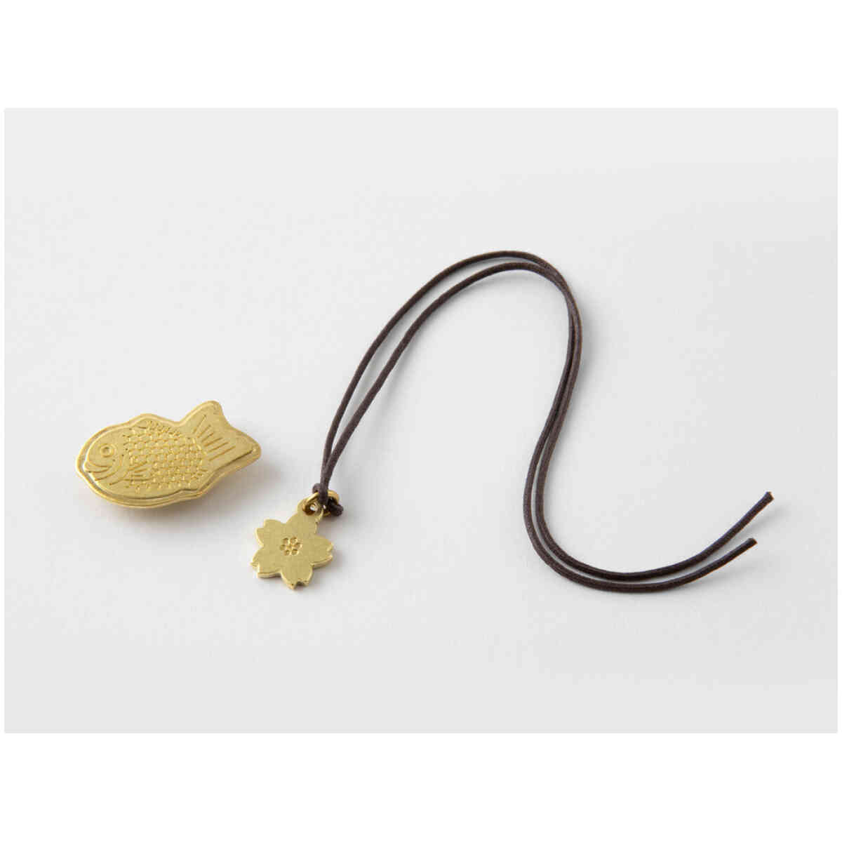 TRAVELER’S notebook BRASS CHARM TOKYO - Bild 3
