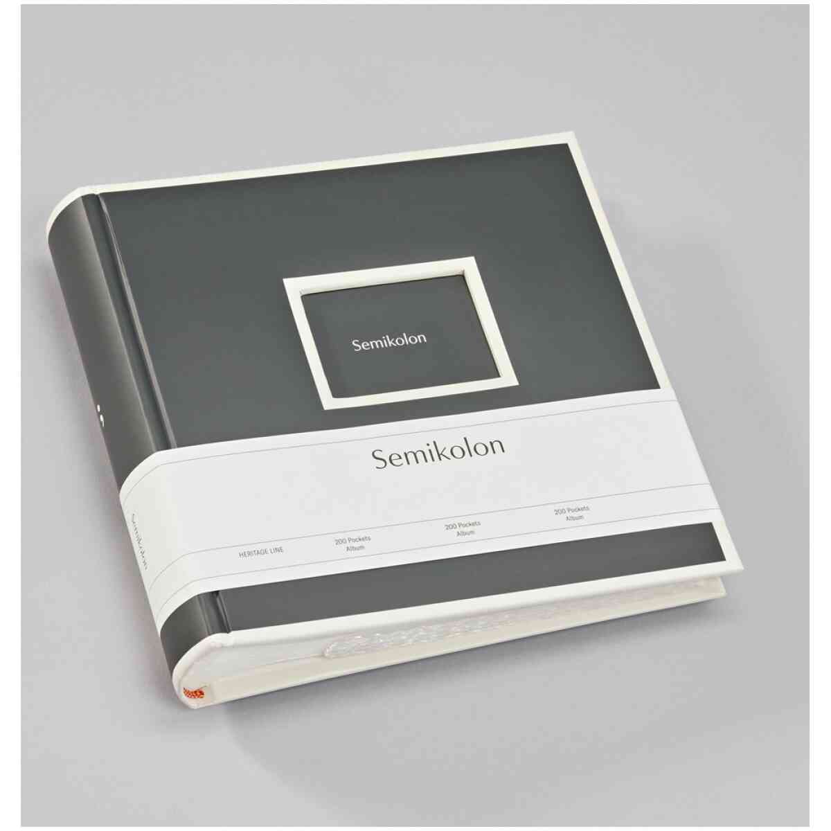 200 fickor Album, lavasten