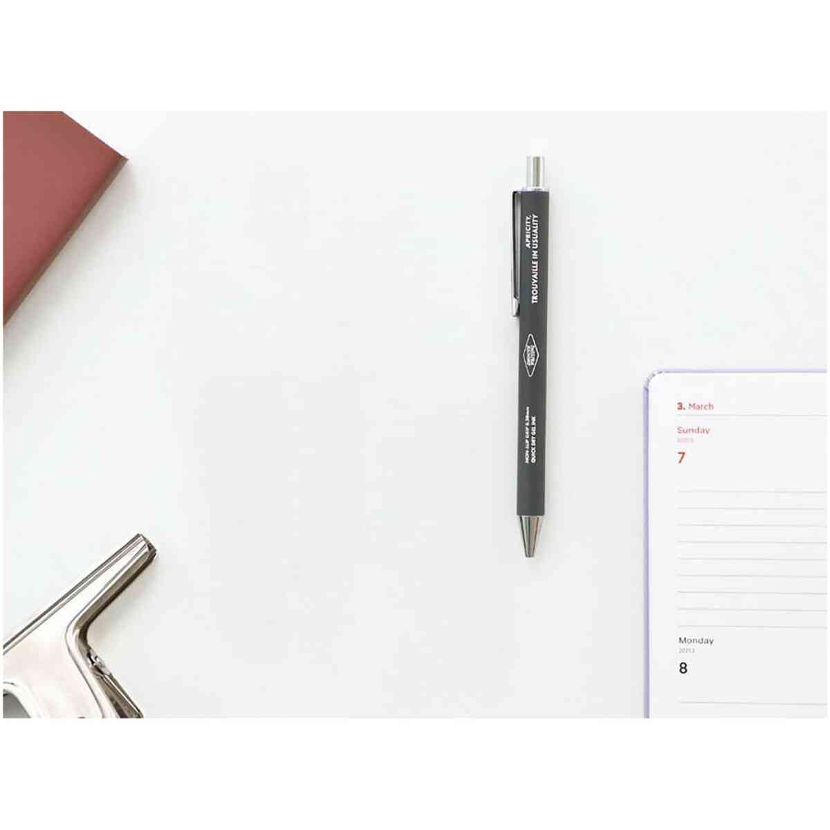 Non-Slip Smooth GEL Pen 0.38 Charcoal