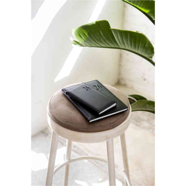 Milano Slim 2026 Vecka Per Uppslag Svart