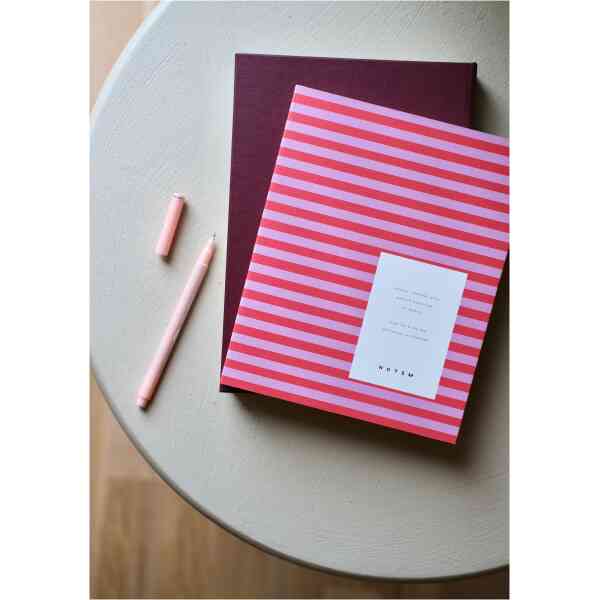 ALVA Notem Annual Calendar 2027, Medium - Red Stripes