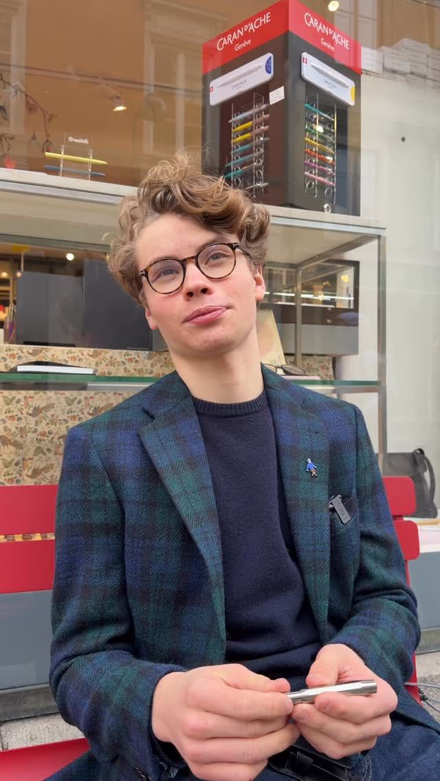 Oskar presenterar sin favoritpenna, Kaweco Titan Sport 😊. I helgen har vi öppet som vanligt på skärtorsdagen, långfredag stängt, påskafton öppet 10-16, påskdagen och annandag påsk, öppet 12-16. 

Välkommen till Lexis Papper! 🐣

#kawecotitansport #kaweco #kawecosport #lexispapper #lundcity