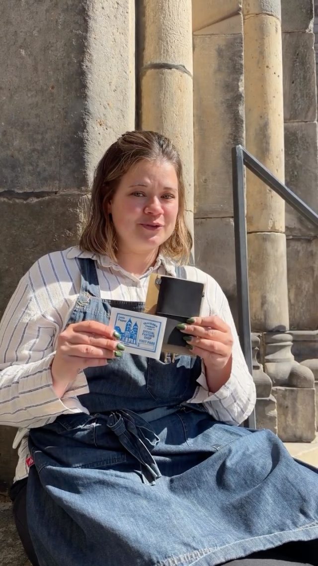 På torsdag är det premiär för Traveler’s notebook Card Size 20th Anniversary Set, och här kommer en förhandstitt med vår medarbetare Sara i den första vårsolen utanför domkyrkan! 😊⭐️

Vår begränsade tilldelning av Card Size 20th Anniversary Set är till största delen förbokad: just nu har vi åtta stycken kvar, alla svarta som du hittar i vår webshop. 

Available from April 23rd, 2026 at Lexis Papper

Thanks to you, TRAVELER’S notebook has reached its 20th anniversary. We can still vividly recall the feeling when we first held a TRAVELER’S notebook 20 years ago — a sense that something was about to begin. Since then, as if guided by this notebook, we’ve met countless people, and the friends we’ve made have helped expand the world of TRAVELER’S notebook. First and foremost, we would like to express our gratitude to everyone who has held this notebook in their hands. And even now, 20 years later, the sense of adventure TRAVELER’S notebook brings has not faded; it continues to invite us on new journeys. To commemorate this 20th anniversary, we’ve created a new size of TRAVELER’S notebook.

It is TRAVELER’S notebook Card Size. This TRAVELER’S notebook is always with you, even in your daily life. Whether it’s a sudden idea, information you learned or overheard, or something important you don’t want to forget— whenever and wherever you feel like writing, you can quickly grab the notebook and jot it down. This set includes TRAVELER’S notebook Card Size, Refill Notebooks, Cotton Zipper Case, Kraft Paper Folder, and Connecting Rubber Band. By setting these into the leather cover, you can use it as a compact wallet, a business card holder, a card case, or a mini-sized pouch. Keep your essentials together and carry them with your notebook.

The moment you hold TRAVELER’S notebook, you become a traveler. Keep the Card Size with you always and live each day as if you were traveling.

@misc.distribution @travelers_company #lexispapper #lundcity #travelerscompany