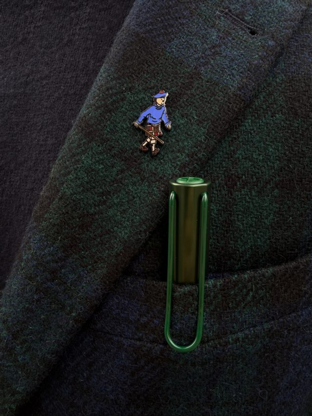 Vi tycker att den nya Lamy Special edition i färgen Pine är helt fantastiskt fin! 💚 ”For mornings and evenings and all the odd hours”. 

@lamy_global #lexispapper #lundcity #lamyspecialedition #lamyalstar #pine