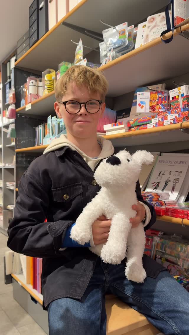 Här kommer Emils julklappstips! 🎄🎅🏼

Pennskrin Fabriano
Kalender Tintin
Seriealbum Tintin
Färgpennor, tuschpennor, kritor Carioca
Greppvänlig barnsax Faber Castell
Färgpennor, tuschpennor, kritor Faber Castell
Legamis figurpennor, här i julvariant
Milou ❤️

#lexispapper #lundcity #söndagsöppet #visitlund